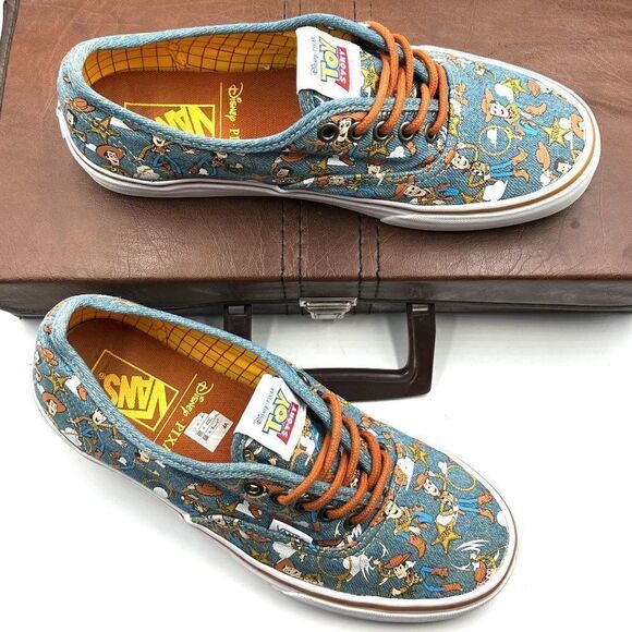 VANS Toy Story x Authentic 'Woody' - RARE - Picture 1 of 9